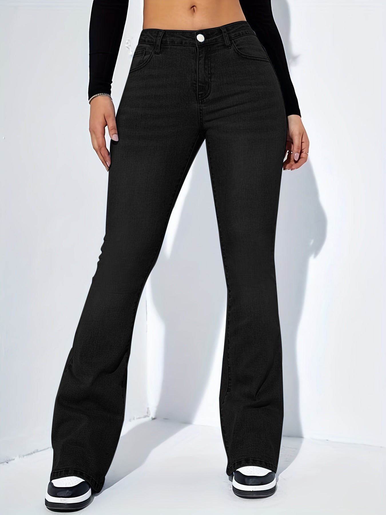 Women's Slim Fit Flared Leg Jeans – High Waist & Stretch