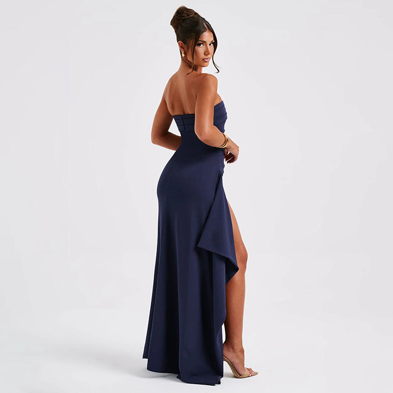 “Bare Affair” – The Backless A-Line That Owns the Night