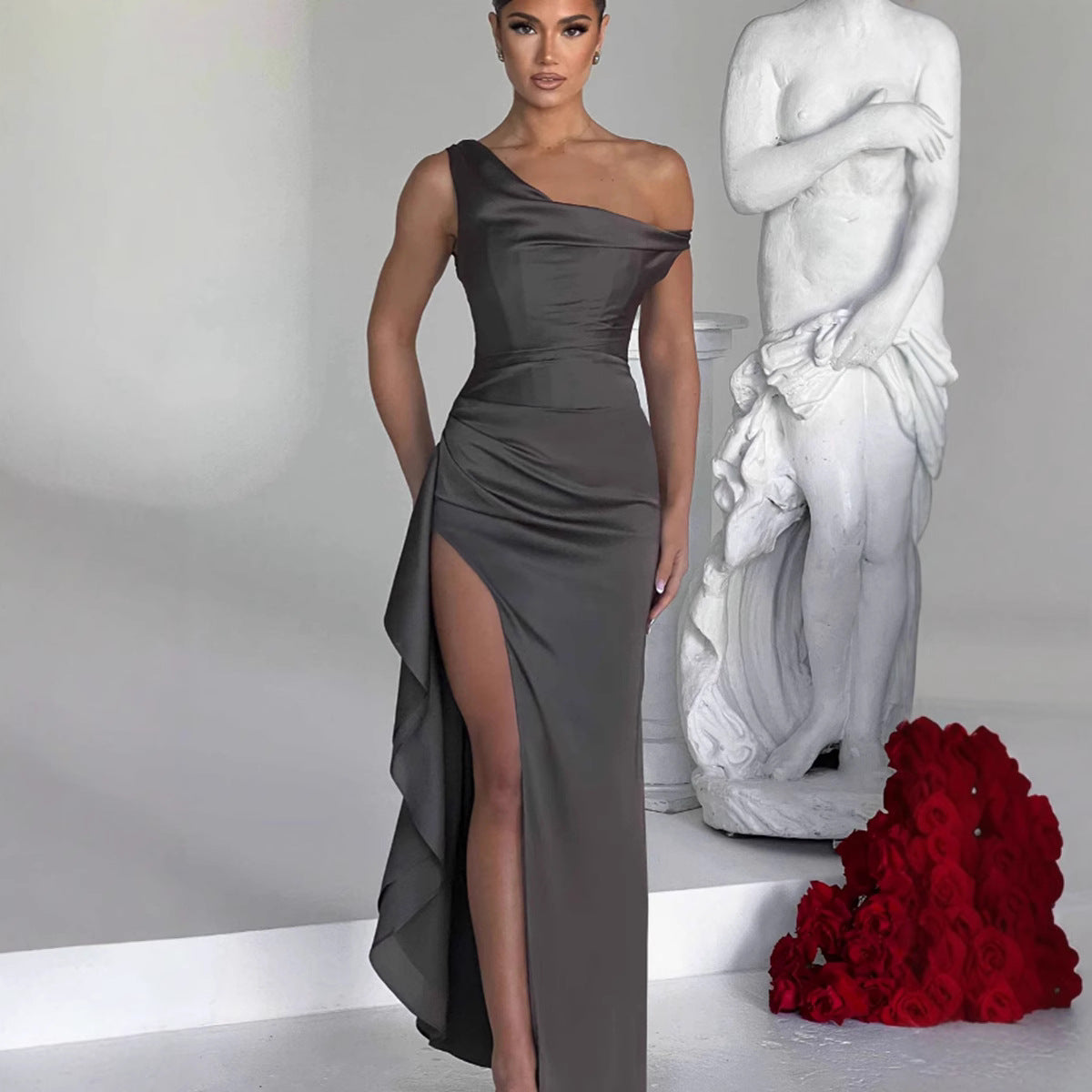 “Silk Statement” – The One-Shoulder Satin Dress That Speaks Volumes