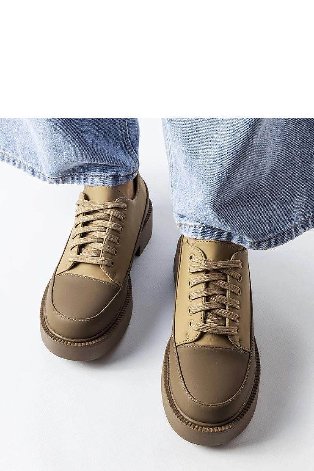 Half shoes model 207043 Solea