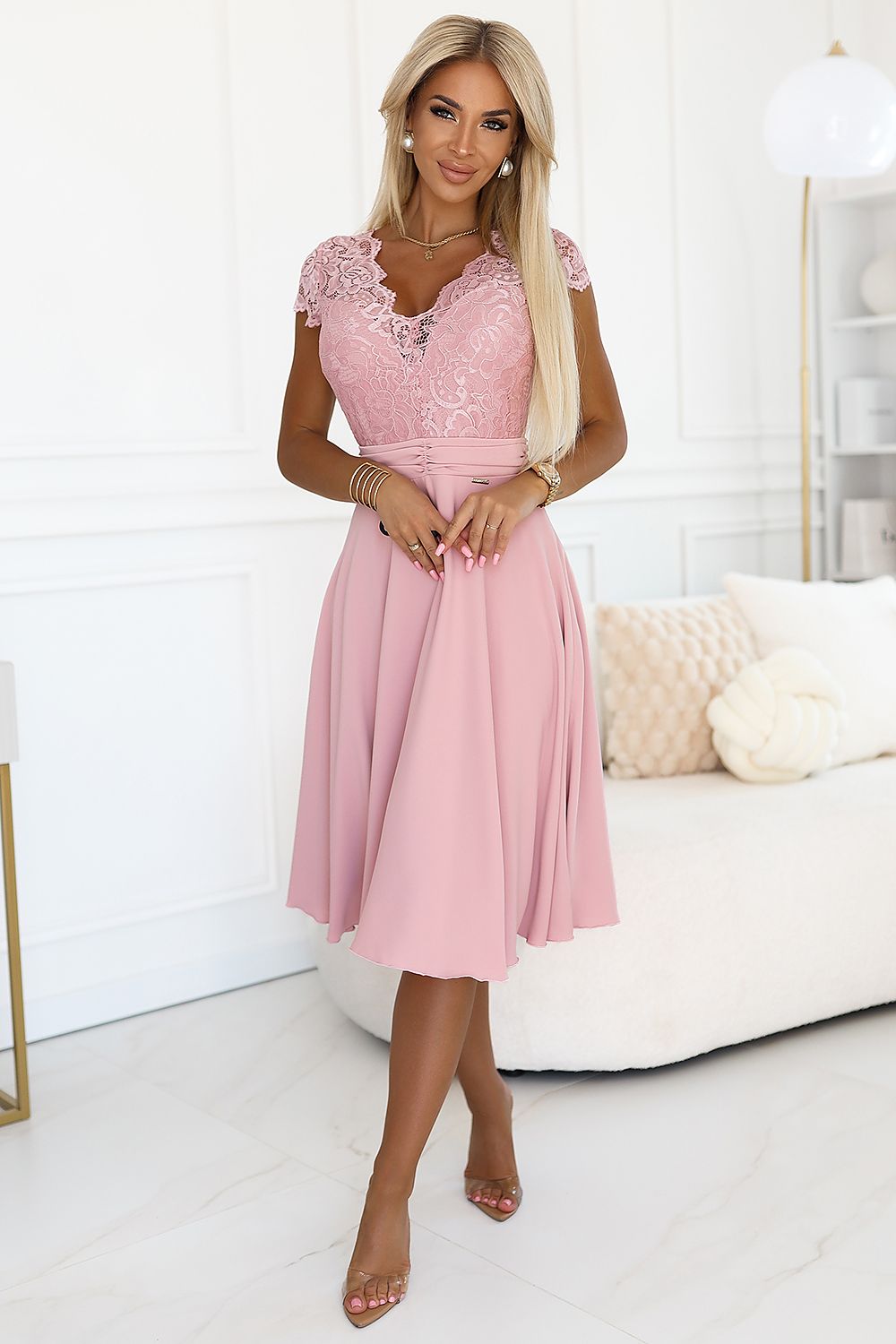 Evening dress model 215906 Numoco