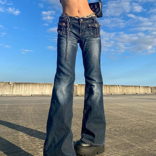 “True Blue” – The Low Waist Slim Jeans with a Straight-Up Fit