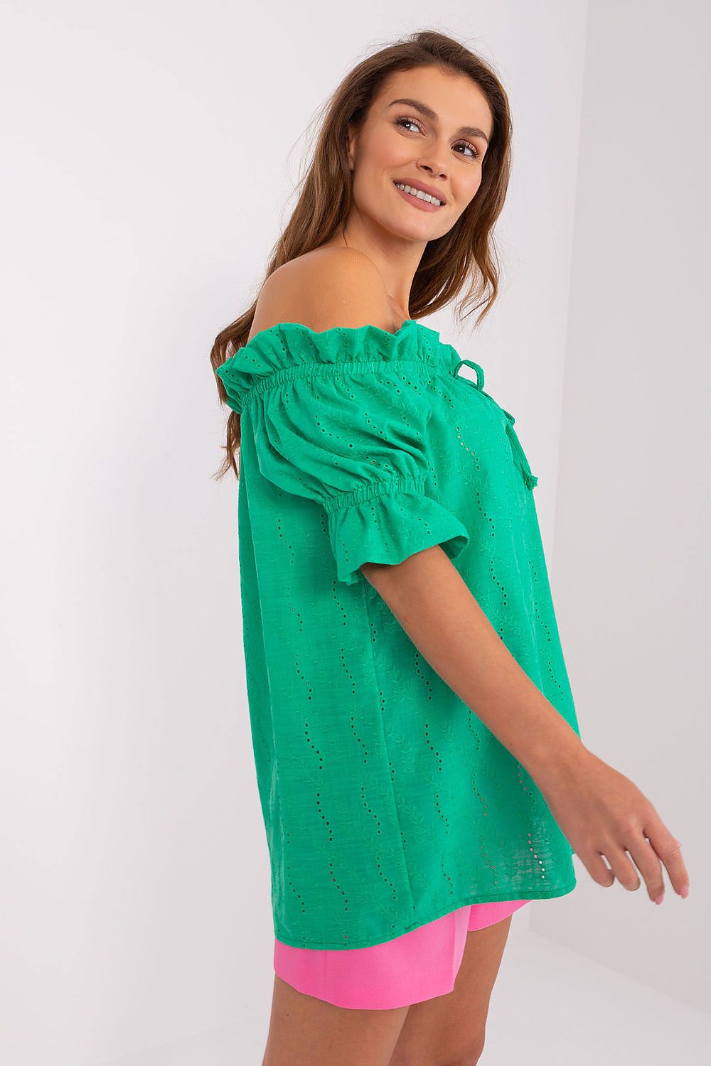  Blouse model 214456 Lakerta 